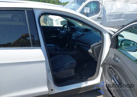 2017 Ford Escape Se z USA, uszkodzony, nr VIN 1FMCU9GD2HUD80571